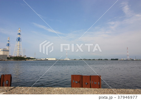 初夏の奈古の江と火力発電所 初夏の奈古の江と火力発電所 37946977