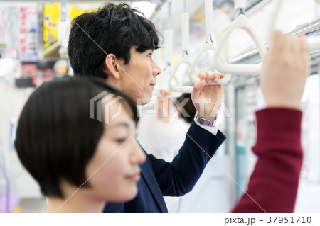 電車　撮影協力「京王電鉄株式会社」 37951710