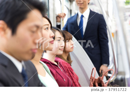 電車　撮影協力「京王電鉄株式会社」 37951722