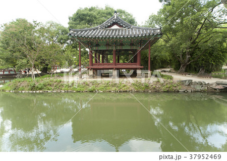 建築 韓国 広寒楼 37952469