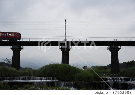鉄橋鉄道 37952608