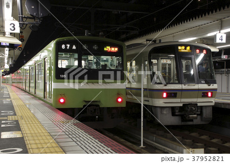 大和路線201系と奈良線221系 37952821