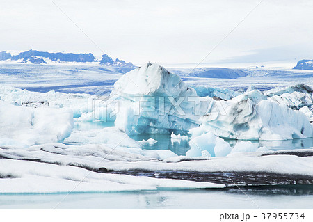 ヴァトナヨークトル氷河　ヨークルスアゥルロゥン 37955734