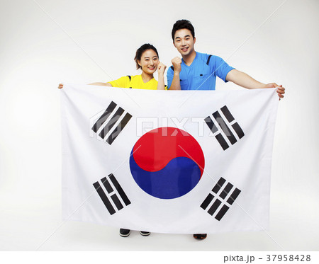 太極旗 若い男 若い男性 37958428