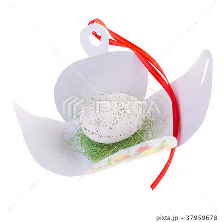 Easter hen's egg with carving. Easter hen's egg with carving. 37959678