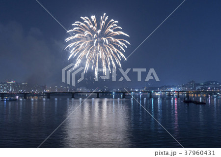 川 河 橋 37960431