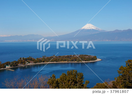 【静岡県・観光名所】大瀬崎と富士山 37961807