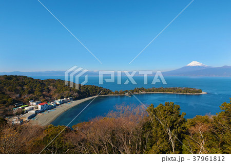 【静岡県・観光名所】大瀬崎と富士山 37961812