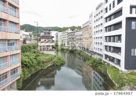 福島の奥座敷の異名を持つ「飯坂温泉」は温泉一色の街でヤマトタケル伝説の古湯で2世紀頃からの歴史 37964997