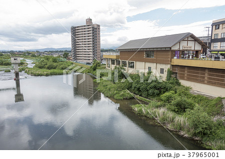福島の奥座敷の異名を持つ「飯坂温泉」は温泉一色の街でヤマトタケル伝説の古湯で2世紀頃からの歴史 福島の奥座敷の異名を持つ「飯坂温泉」は温泉一色の街でヤマトタケル伝説の古湯で2世紀頃からの歴史 37965001