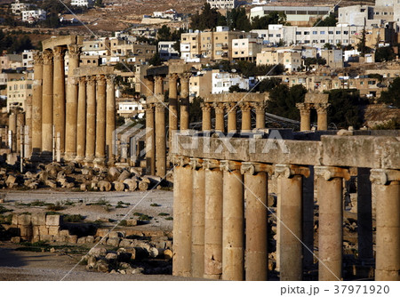 ASIA MIDDLE EAST JORDAN JERASH 37971920