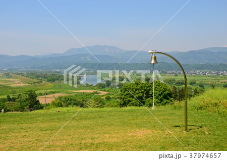 飯山市 春の菜の花公園からの眺め 37974657