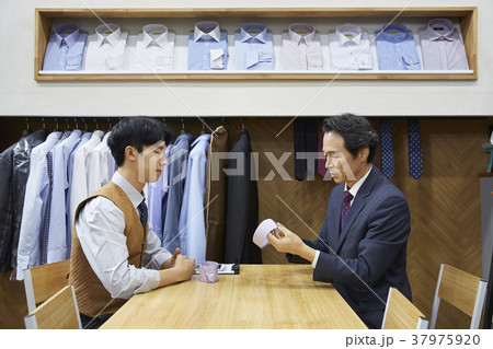 お客様 顧客 お客 37975920