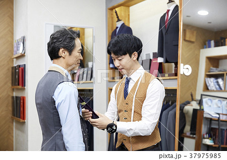 上半身 店 商店 37975985