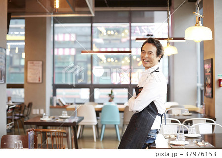 レストラン 食堂 エプロン 37976153