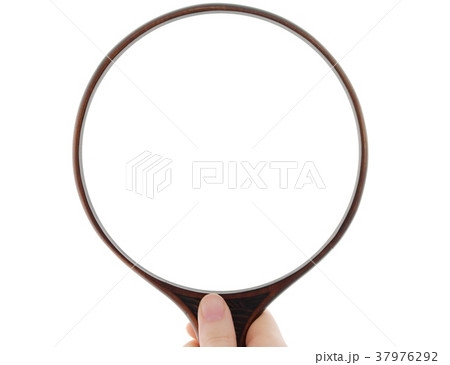 丸い手鏡を持つ手 37976292
