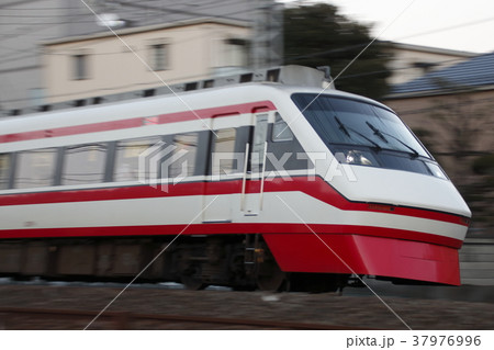 特急りょうもう号（200系電車・流し撮り） 37976996