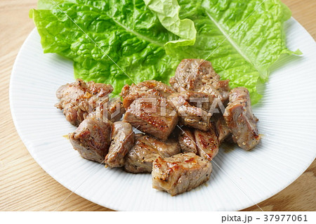焼肉サイコロステーキ 37977061
