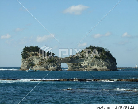 白浜の円月島 37979222