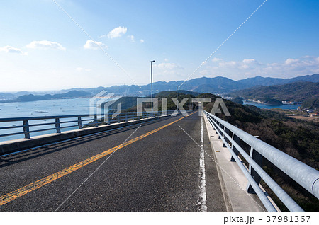 坂道 徳島県鳴門市県道183号線 四方見展望台付近の写真素材 37981367 Pixta