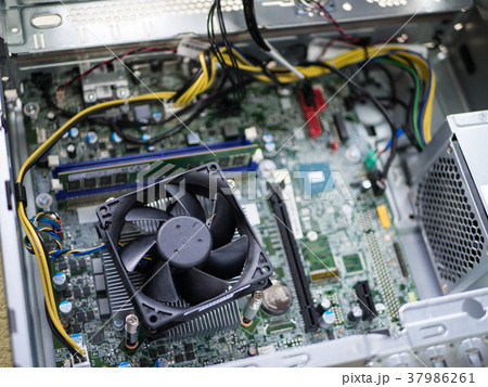 パソコン内部 37986261