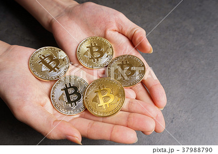 仮想通貨・ビットコインイメージ 仮想通貨・ビットコインイメージ 37988790
