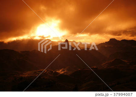 EUROPE SPIAN GRAN CANARY 37994007