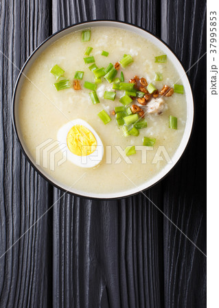 Homemade Asian rice soup with chicken, vegetables 37995853
