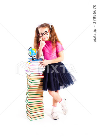 The clever little girl The clever little girl 37996670