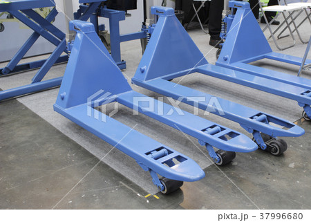 Handlift for move heavy part Handlift for move heavy part 37996680