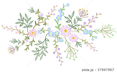 Embroidery white lace floral pattern small 37997967