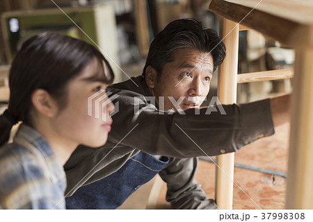 家具職人 師弟イメージ ワークショップ 家具職人 師弟イメージ ワークショップ 37998308