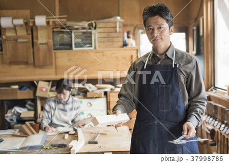 家具職人 師弟イメージ ワークショップ 家具職人 師弟イメージ ワークショップ 37998786