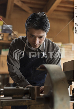 家具職人 熟練工 家具職人 熟練工 37999442