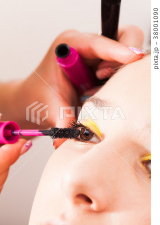 Makeup for brown eyes Makeup for brown eyes 38001090