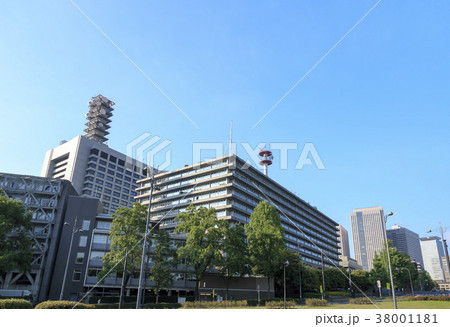 都市風景(東京、警視庁、新緑) 都市風景(東京、警視庁、新緑) 38001181