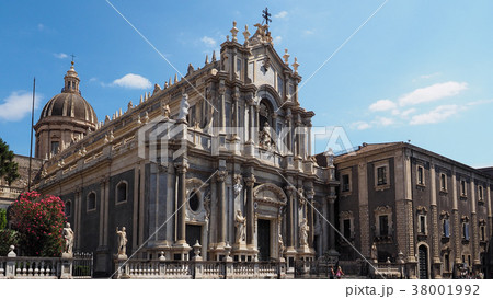 Cathedral of Sant'Agata, Catania / カターニア大聖堂 Cathedral of Sant'Agata, Catania / カターニア大聖堂 38001992