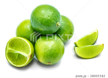 Fresh lime isolated on white 38005582
