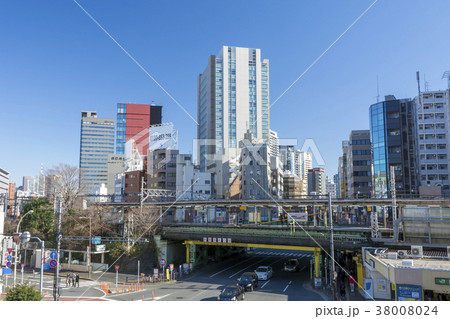 東京　飯田橋駅前　飯田橋交差点の風景 38008024