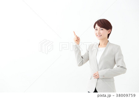 ビジネスイメージ ミドル女性 ビジネスイメージ ミドル女性 38009759