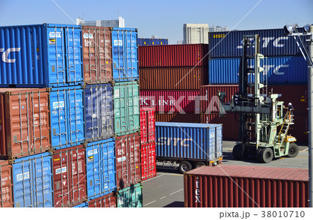コンテナとトップリフター コンテナとトップリフター 38010710