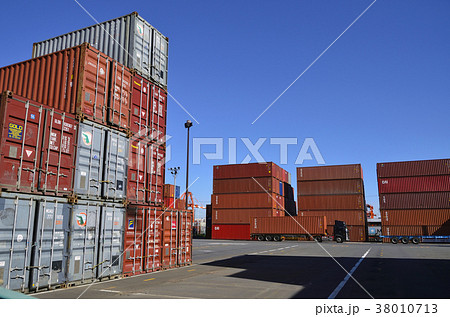 コンテナとトップリフター コンテナとトップリフター 38010713