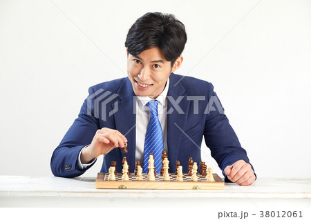 チェス 勝負 会社員 38012061