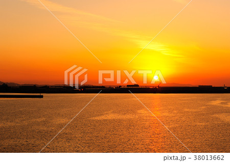 夕日 38013662