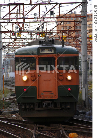 新潟駅に入線する信越本線115系（回送列車） 38015079