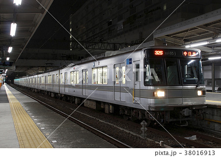 ［H］東京メトロ日比谷線03系（03-135F） 38016913