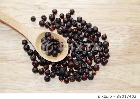 ジュニパーベリー 38017402