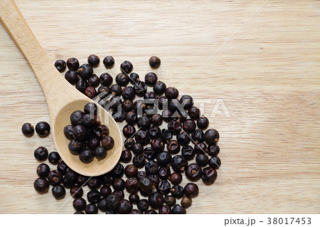 ジュニパーベリー 38017453