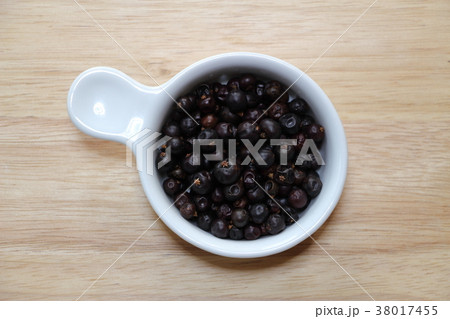 ジュニパーベリー 38017455