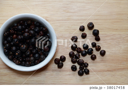 ジュニパーベリー 38017458